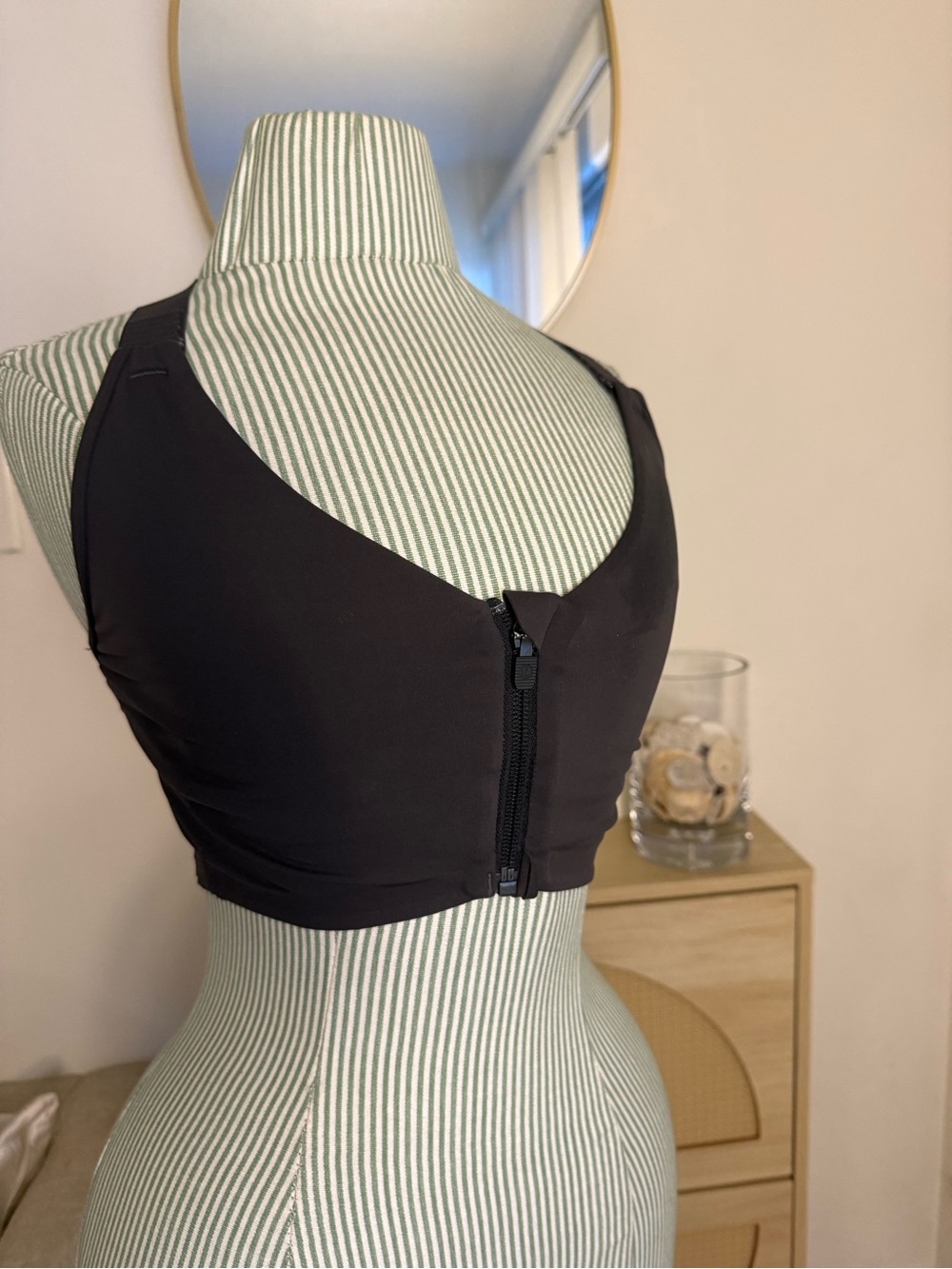 Lululemon Lab Black Front Zip Racerback Sports Bra Size 4